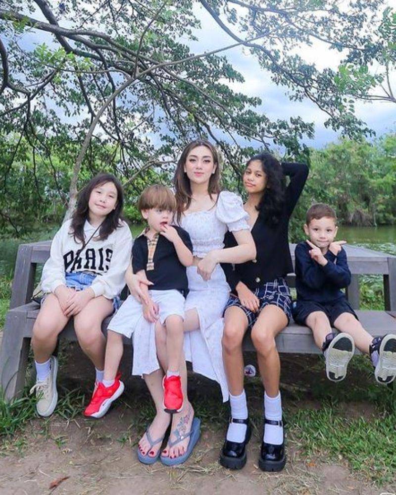 Instagram.com/celine_evangelista